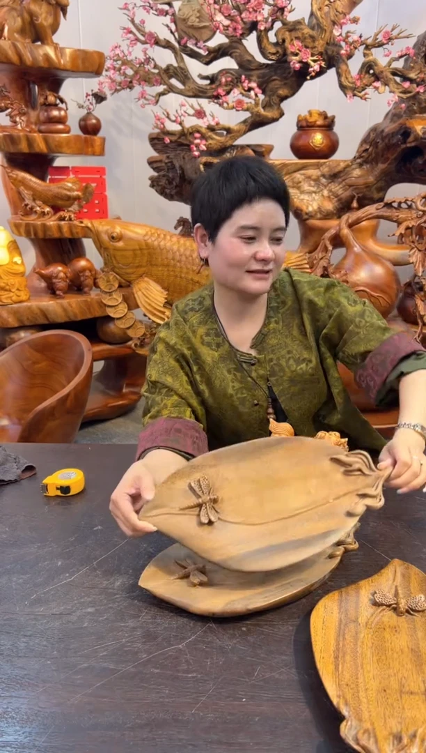 木实木手工蜻蜓盘