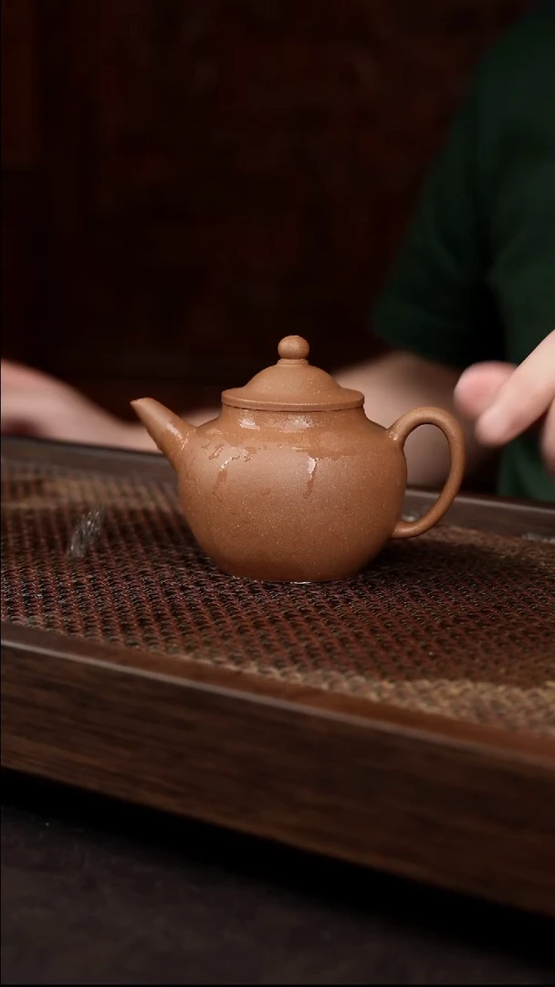 茶壶紫砂老段笠帽水平