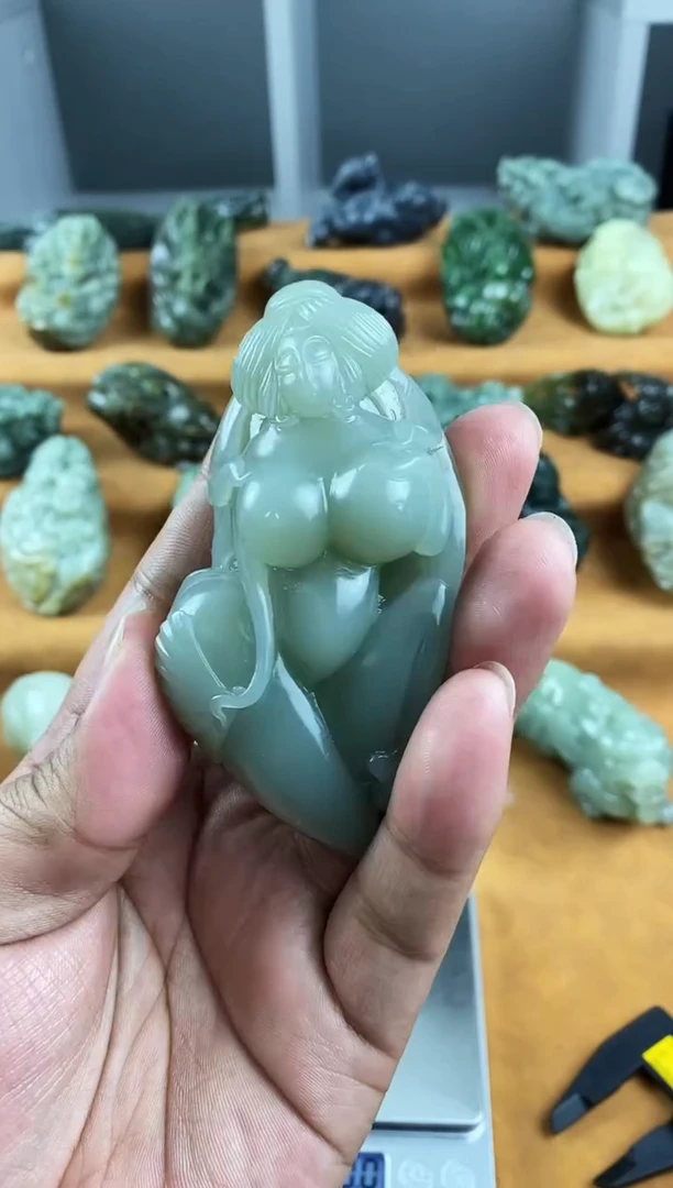 未镶嵌和田玉把件1