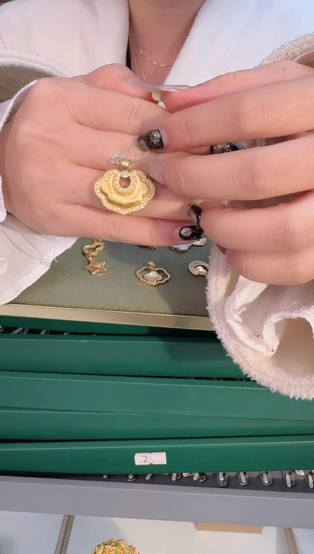 如意锁吊坠1.92 （附带礼盒包装）