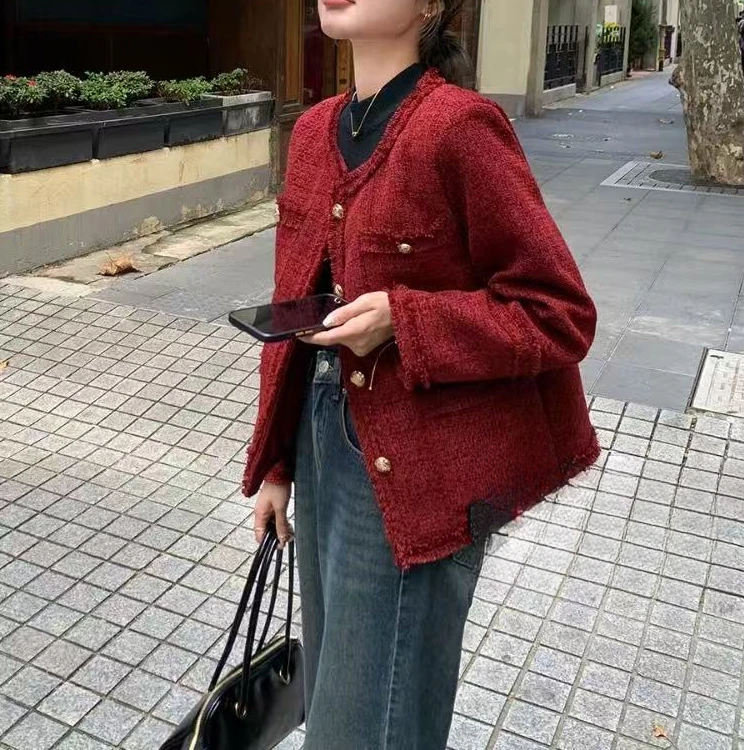 高级感独特圣诞红香风外套