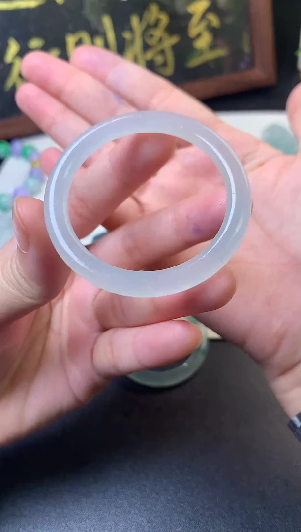 未镶嵌定制翡翠毛货