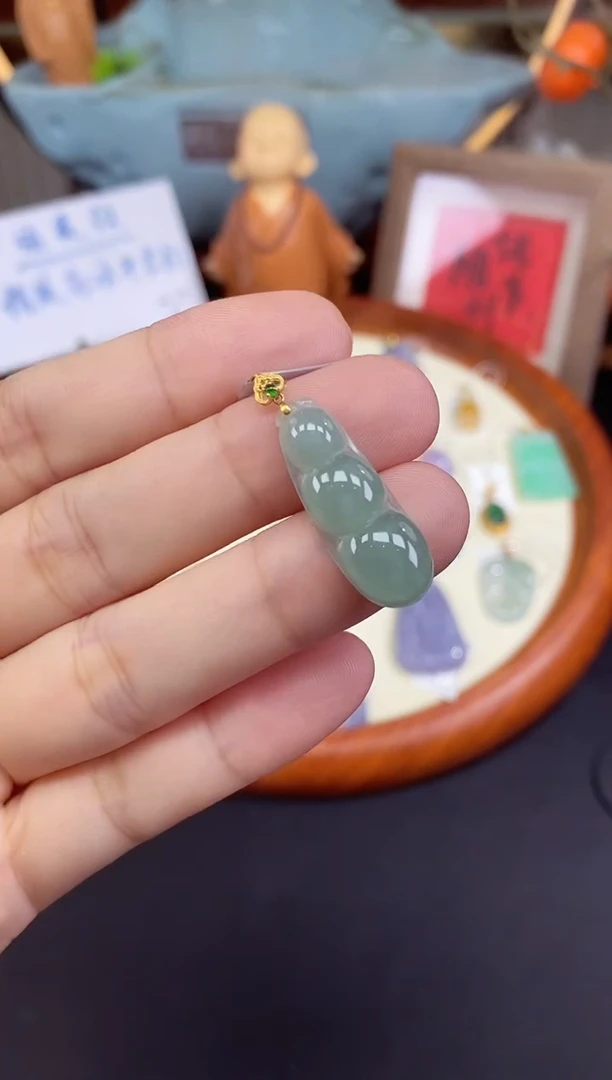 吊坠(不含链)18K金镶嵌翡翠豆子多样性发其一@@CMT1429-1