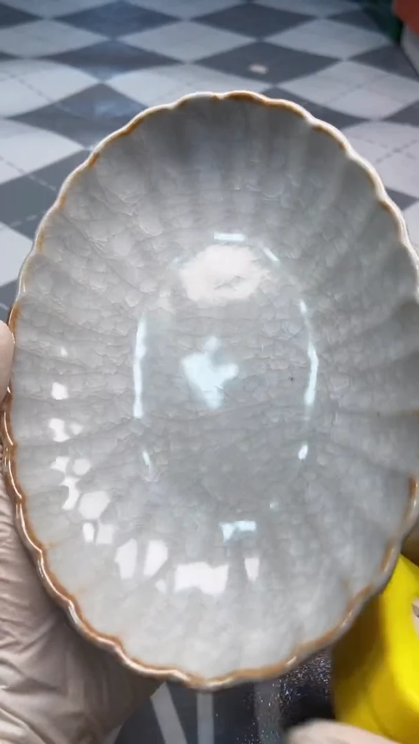 瓷片陶瓷如图所示周边