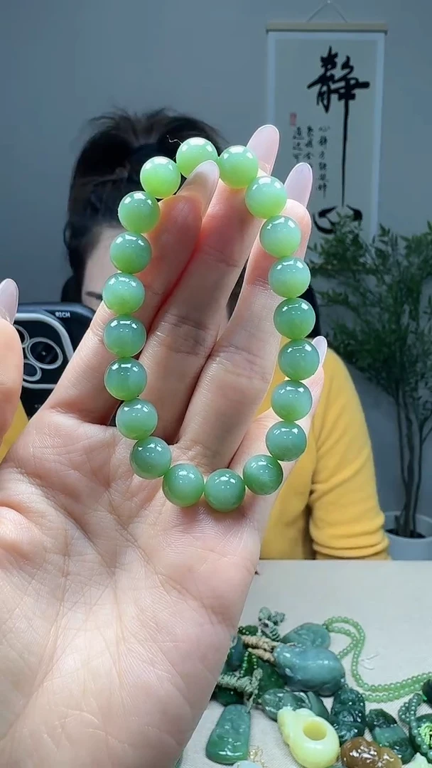 未镶嵌和田玉挂件10