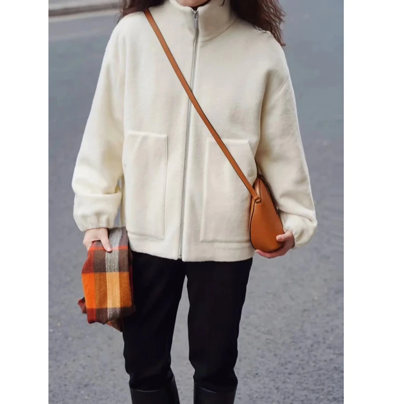 宝丫轻奢  女式时髦休闲宽松立领拉链针织短外套K685