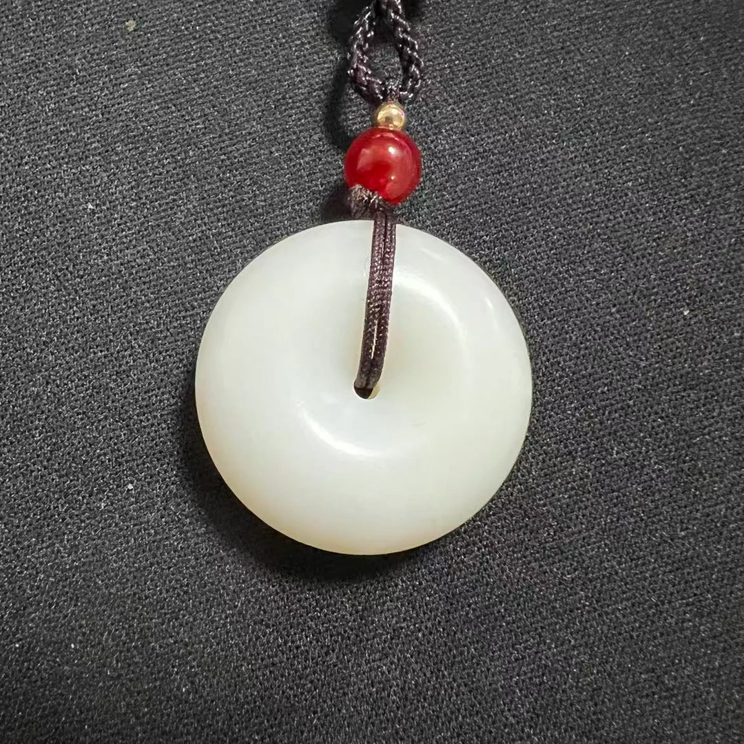 和田玉米达平安扣（多样性发其一）