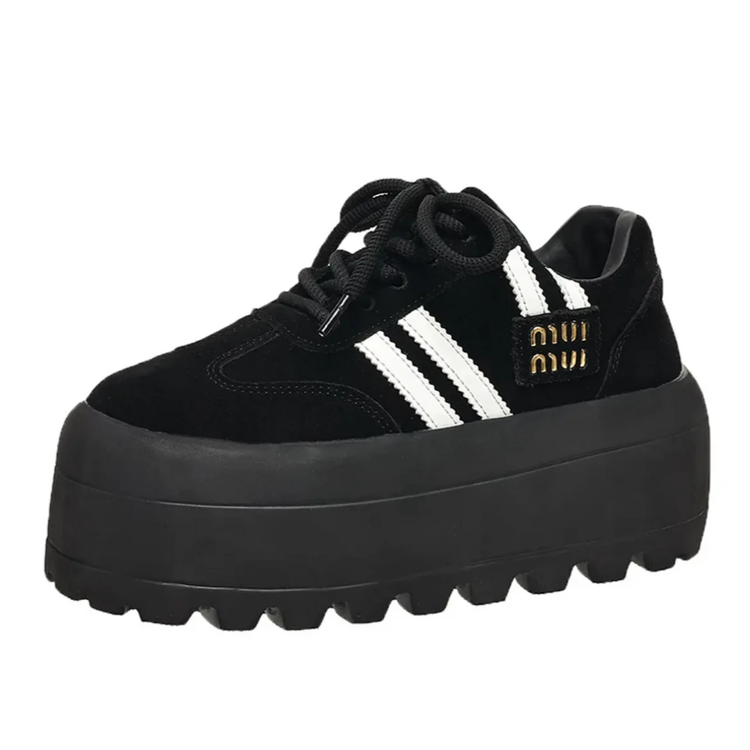 【SS】小个子时尚7公分松糕百搭厚底2025新款真皮超轻休闲板鞋