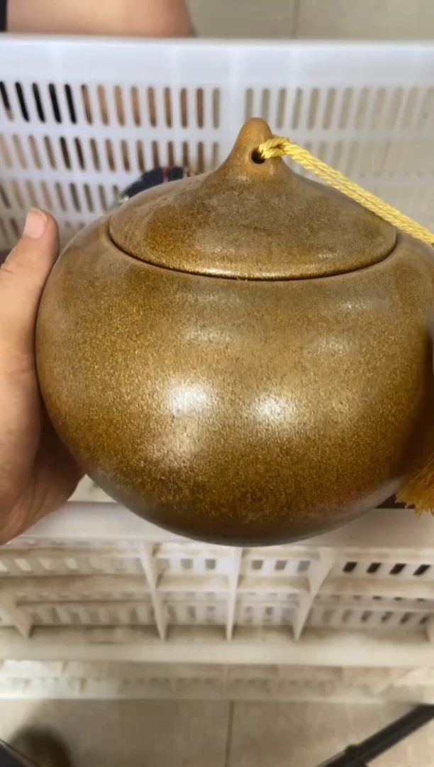 无运费险有瑕疵的摄影的产品有使用过的痕迹有点脏介意勿拍