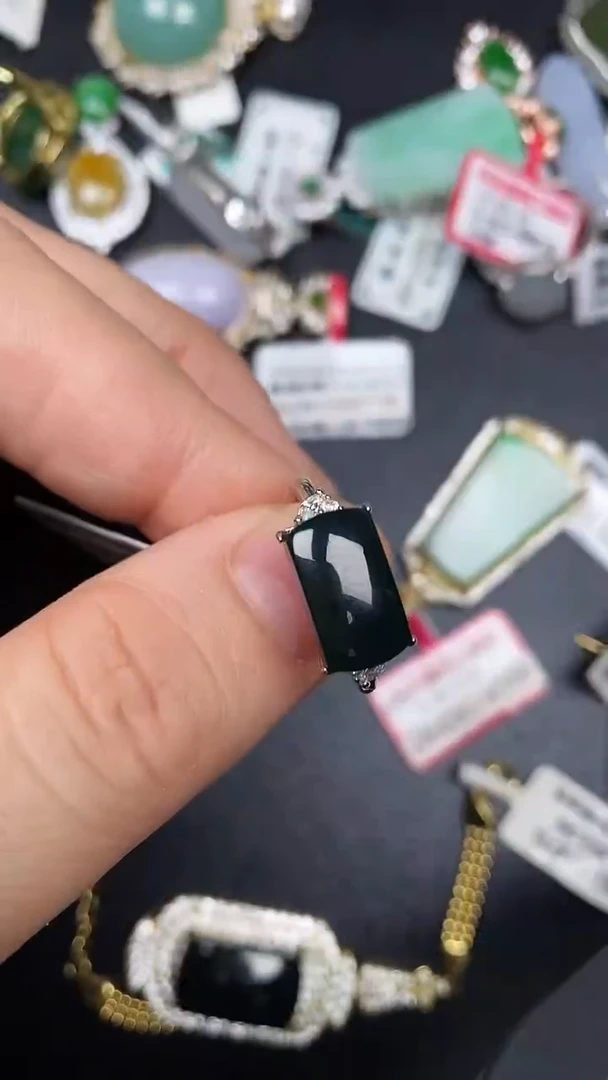 银S925镶嵌戒指翡翠2700