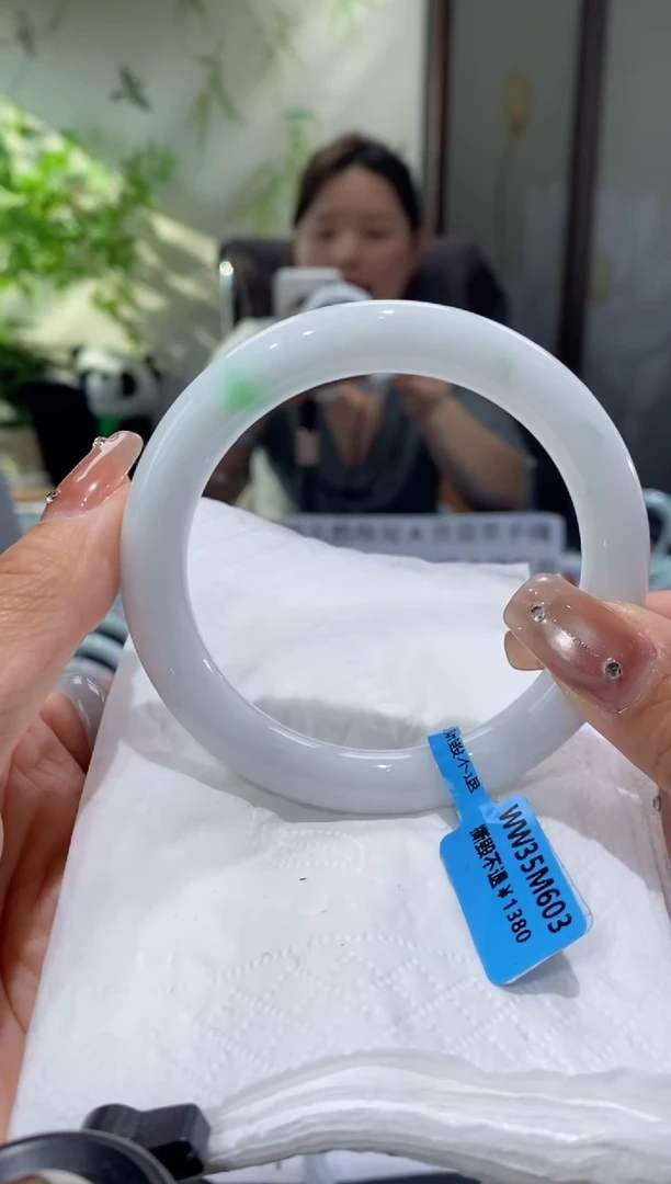 未镶嵌手镯翡翠圈口60