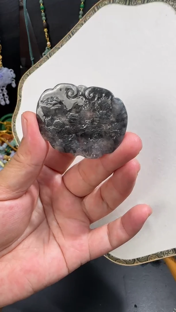 【闪购商品】翡翠未镶嵌颈饰牌子