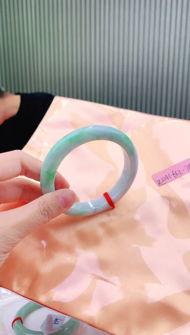 未镶嵌手镯翡翠60