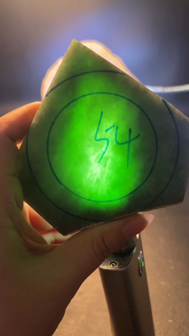 未镶嵌手镯定制翡翠余****刘翡翠