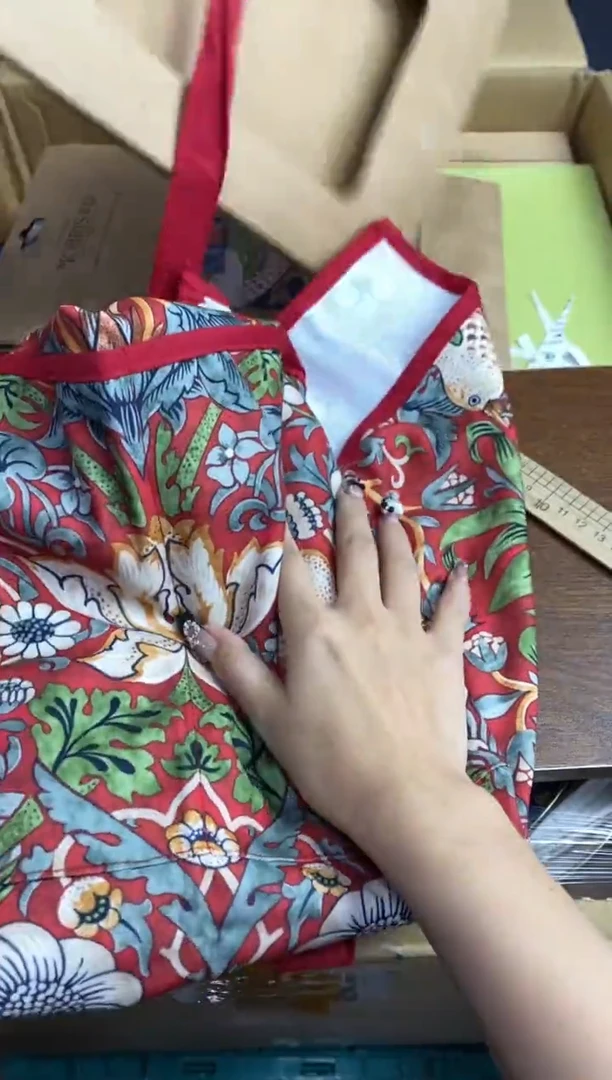 【闪购商品】瓷片隆莲瓷器欢迎大家