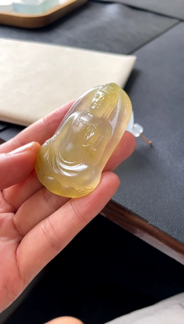 未镶嵌定制翡翠毛货观音