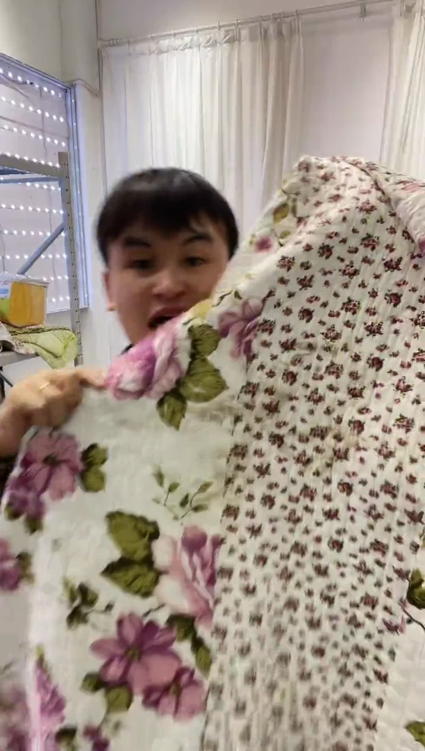 棉230*250不是纯棉床盖67号瑕疵