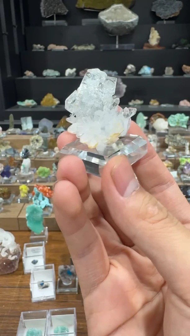 月下珠宝严选矿物
