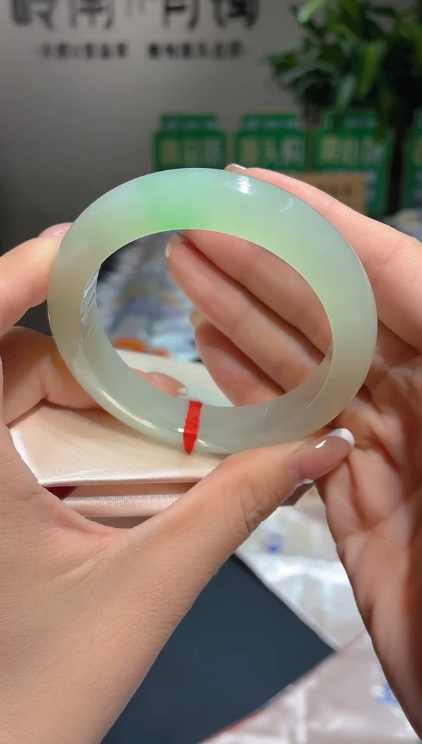 未镶嵌手镯翡翠41