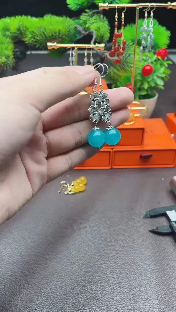 玛瑙/玉髓耳饰银S925镶嵌111