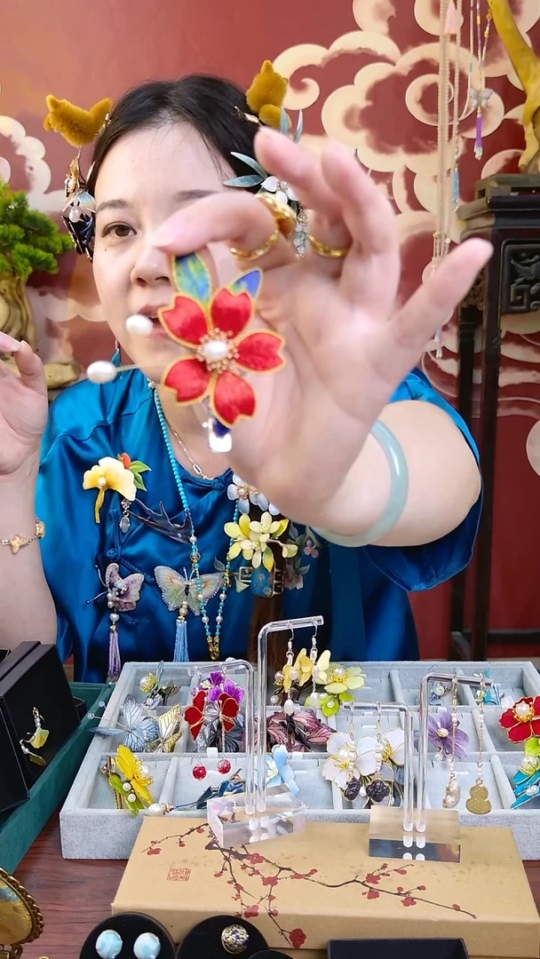 刺绣非遗纯手工绒花小边夹