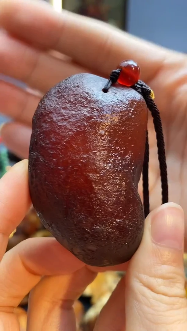 琥珀颈饰未镶嵌吊坠