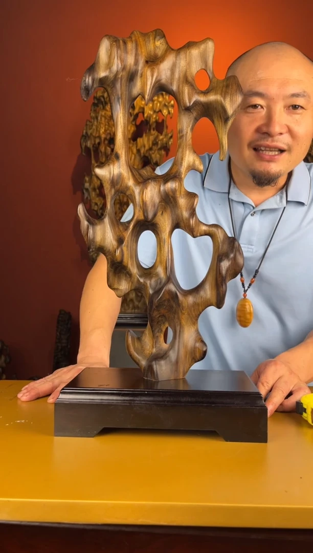 金丝楠孙*娘875金丝楠自然随性摆件