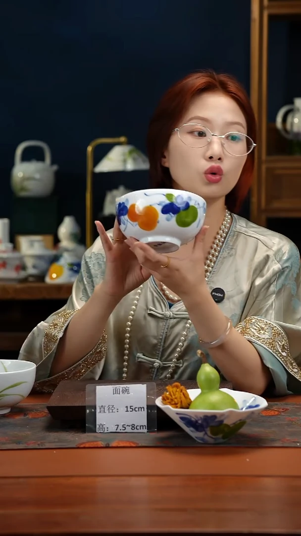 陶瓷景德镇高温釉中彩面碗直径15高7.5-8