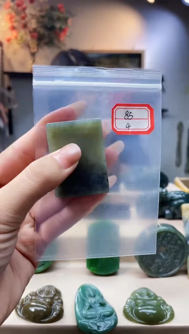 未镶嵌和田玉挂件1