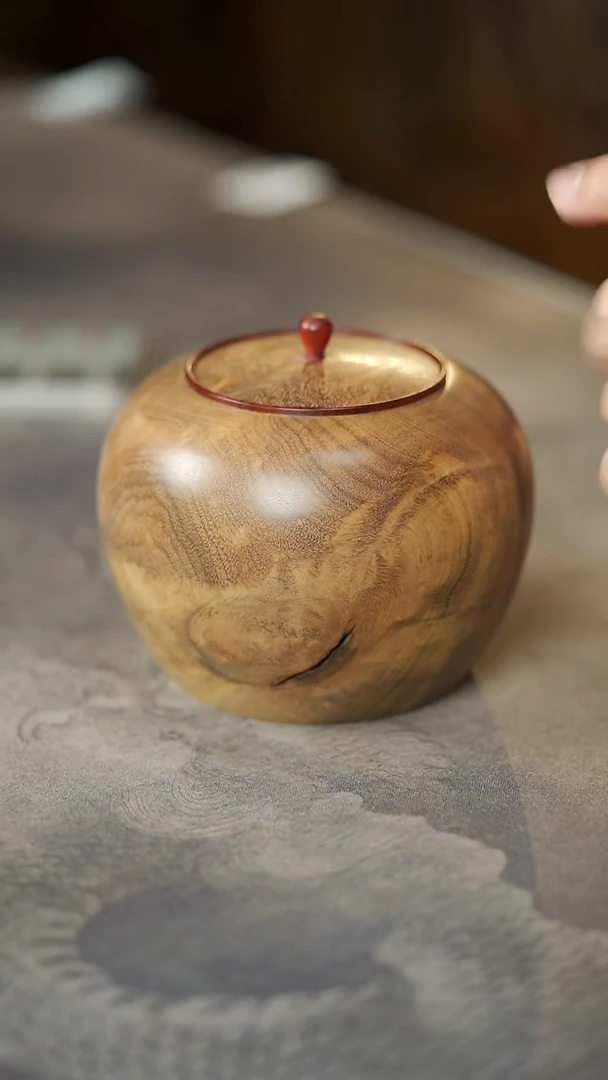 金丝楠357号微瑕阴沉满花纹品香茶仓醒茶罐