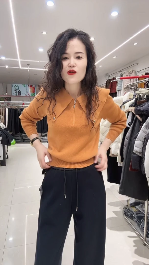 翻领百搭时尚毛衣