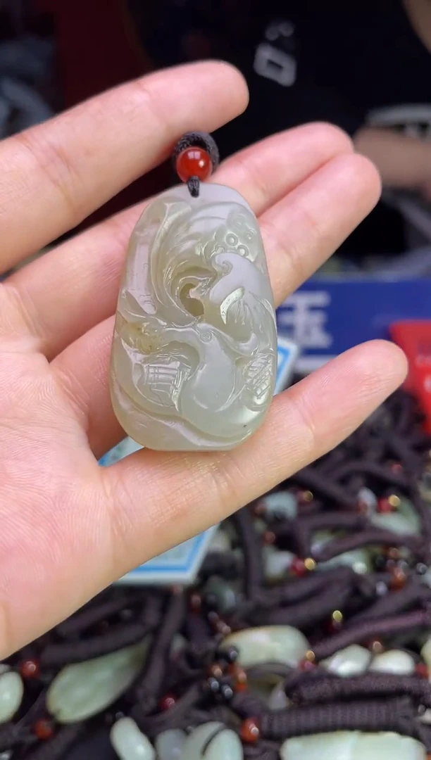 未镶嵌和田玉挂件1