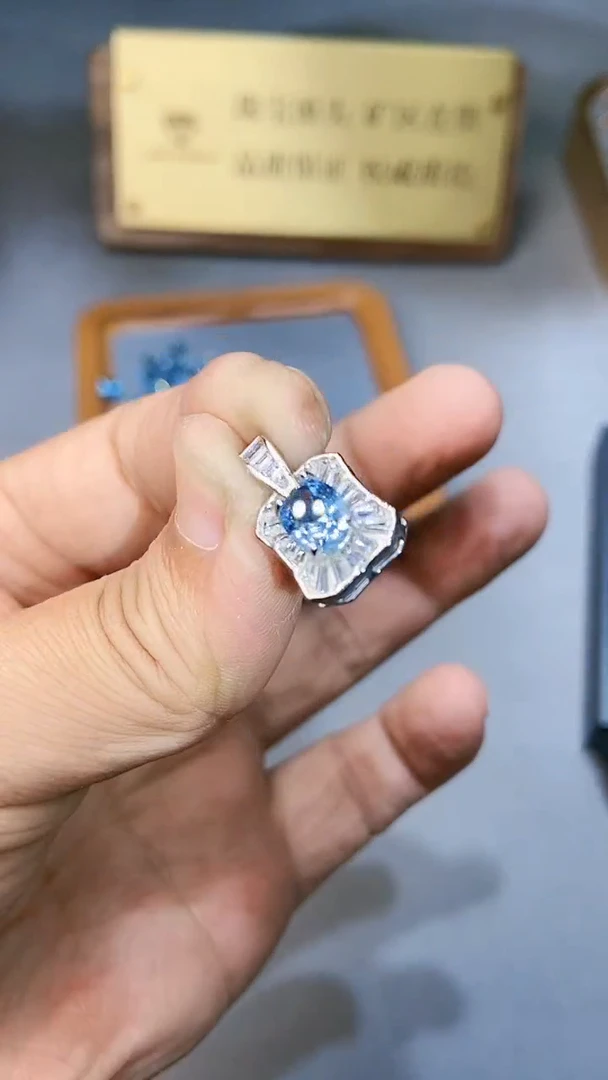 【闪购商品】海蓝宝石颈饰银S925镶嵌165