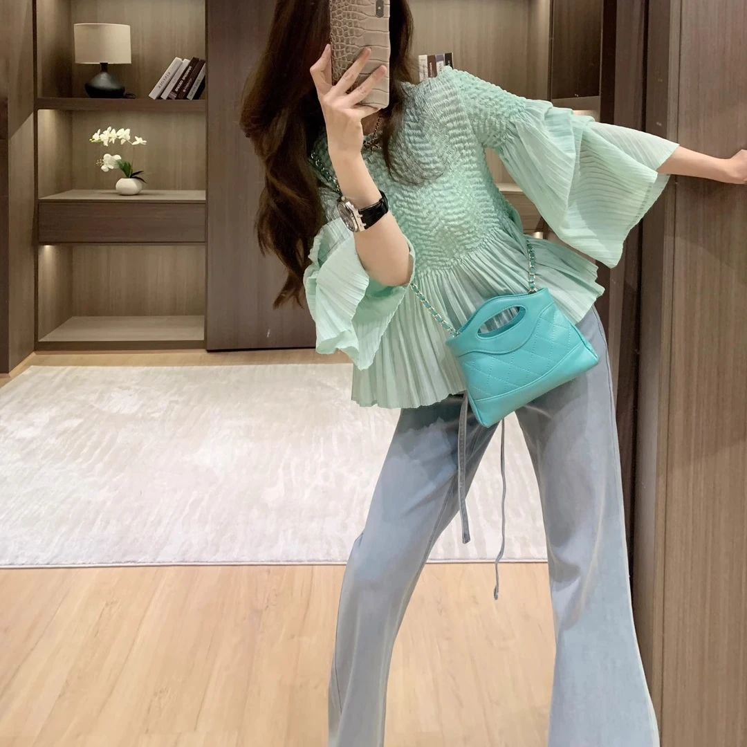 【现货】法式上衣女2025年新款设计感小个子超好看独特时尚漂亮小衫