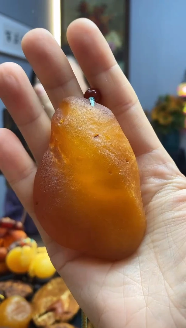 琥珀颈饰未镶嵌挂件