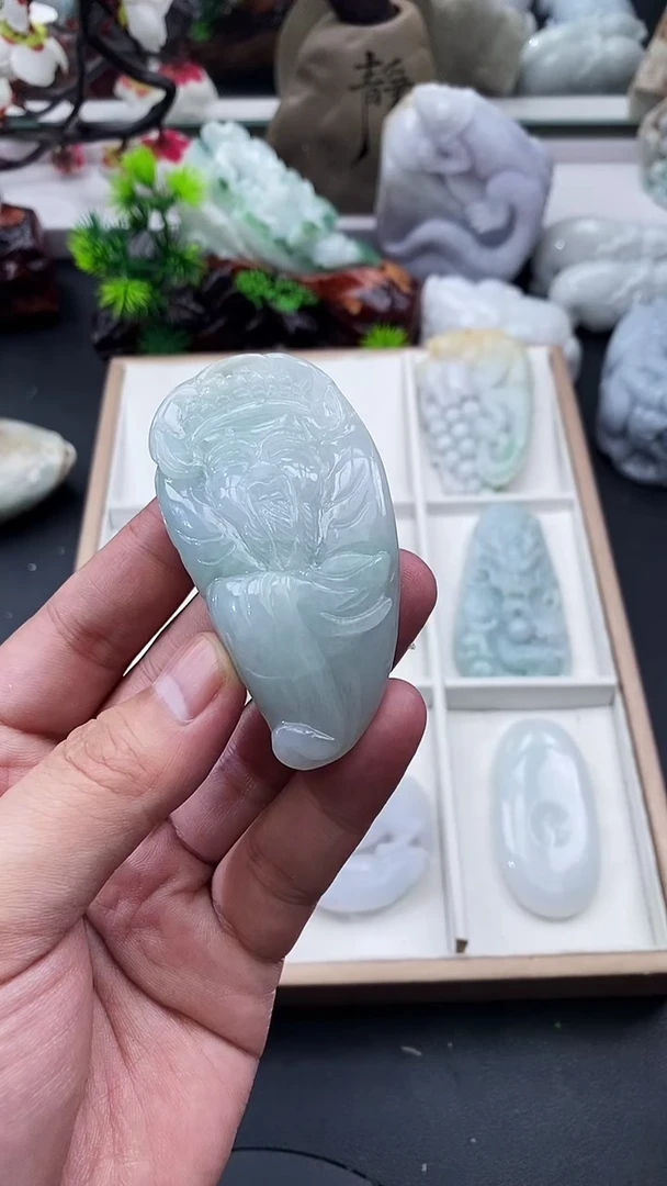 颈饰未镶嵌翡翠缅甸翡翠