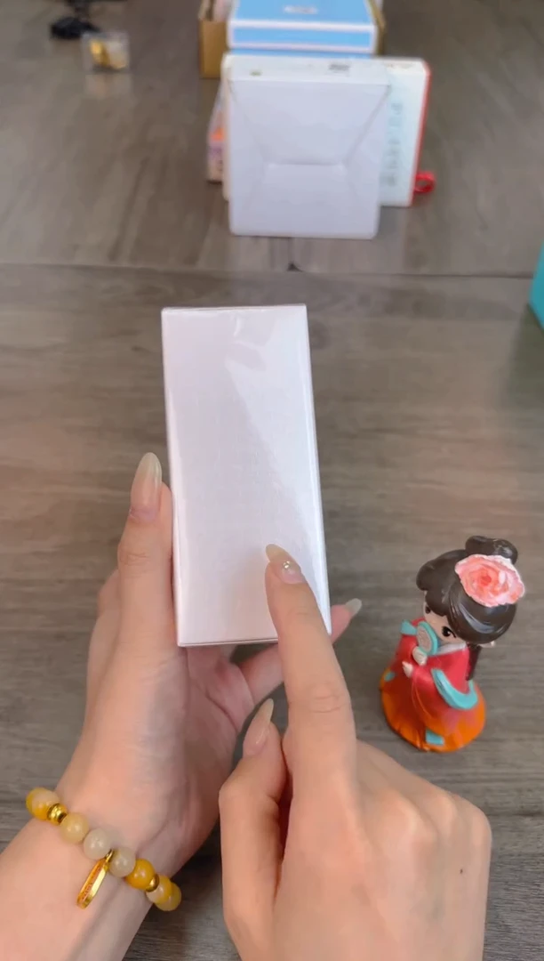 瓷片新号开播漏不停@@CQ712