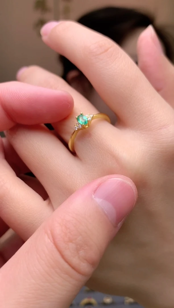 【闪购商品】祖母绿戒指银S925镶嵌戒指