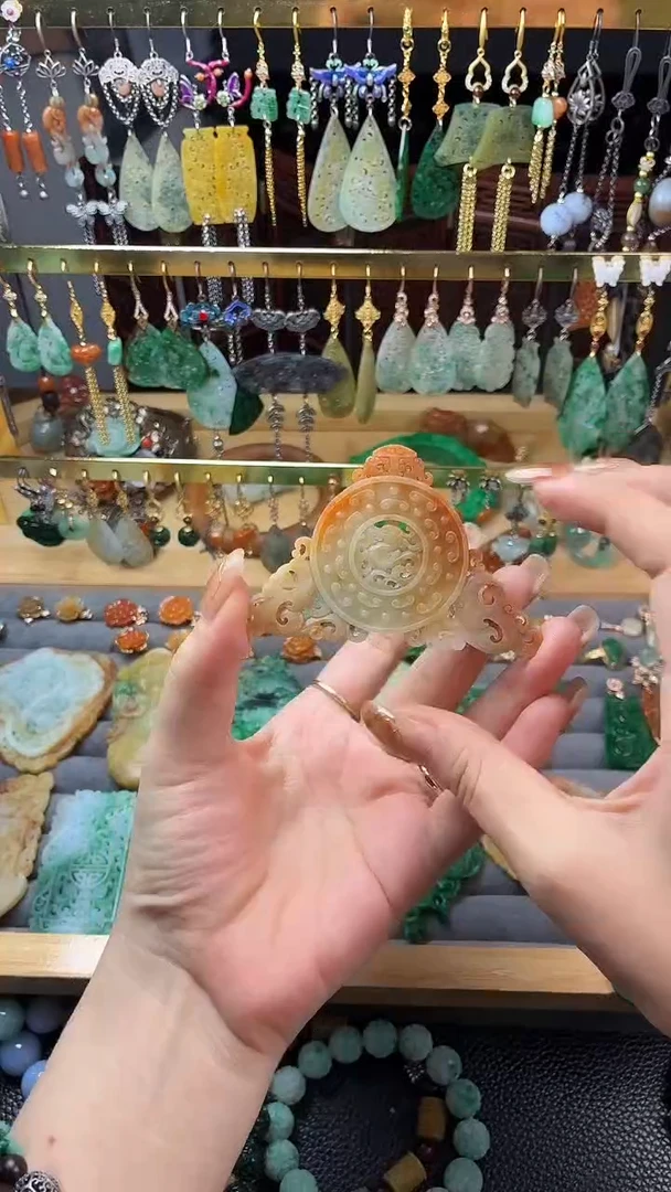 未镶嵌定制翡翠大*翡翠