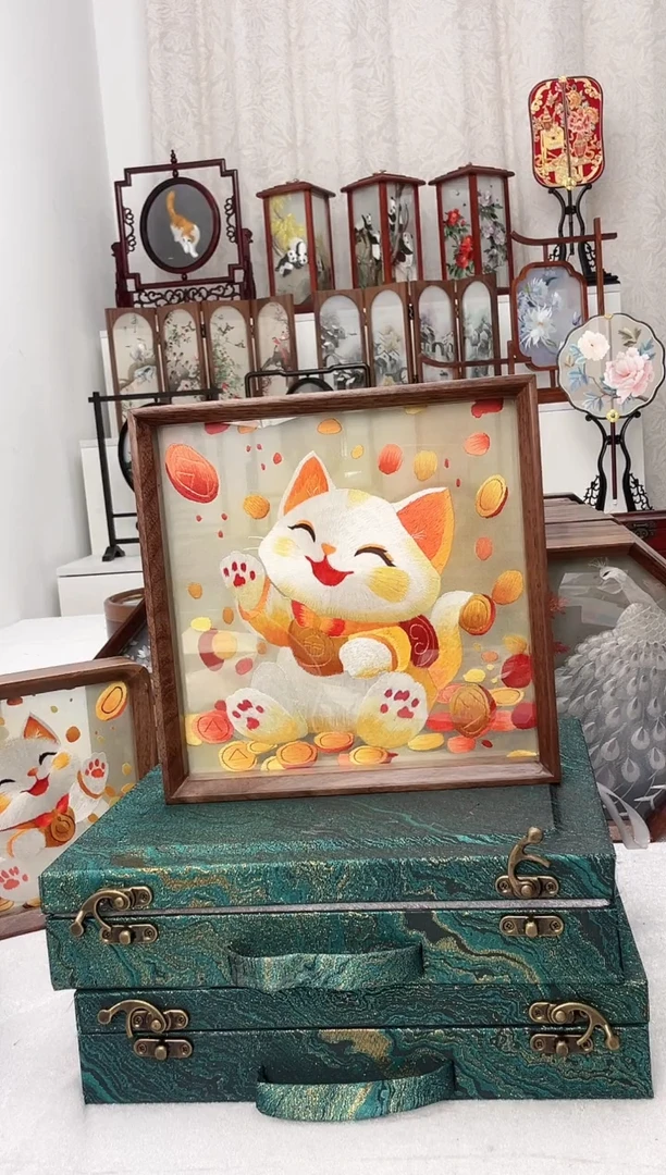 扇子苏绣作品手工摆台