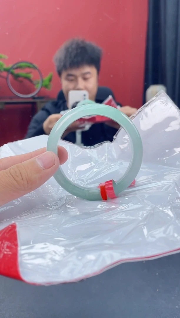 未镶嵌手镯翡翠11