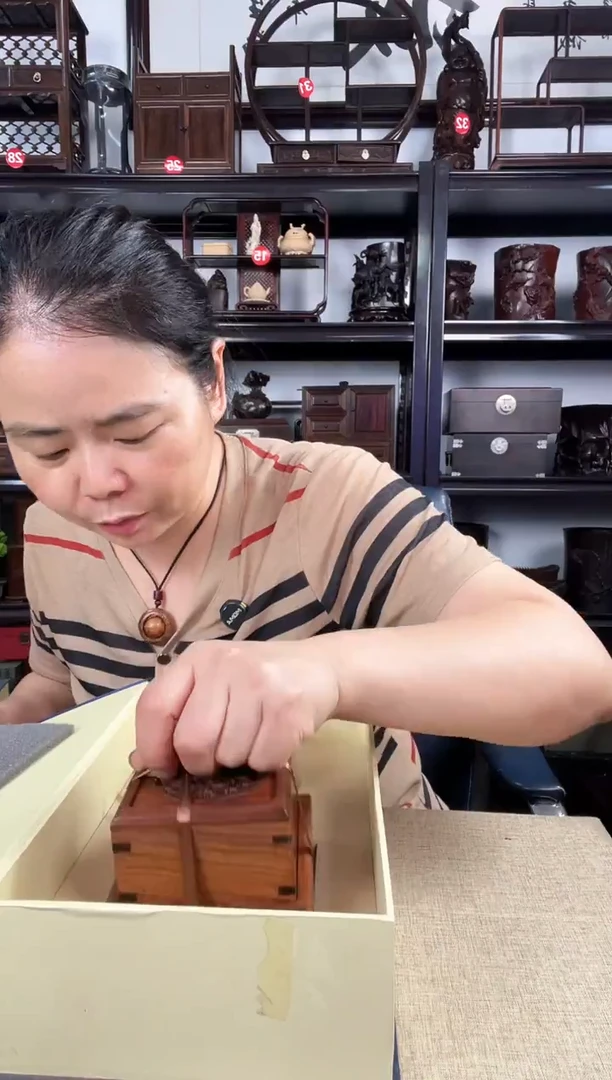 木老李红木工艺品
