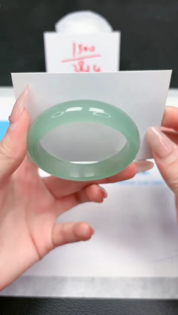 【闪购商品】石英质玉手镯未镶嵌627-52