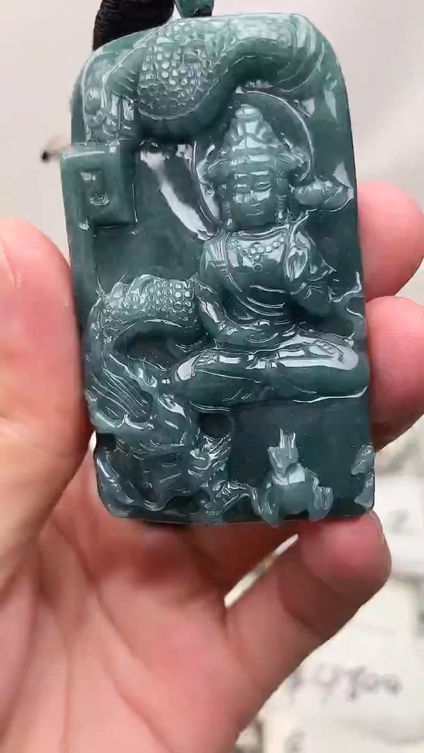 颈饰未镶嵌翡翠大势至