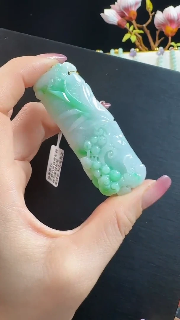 颈饰未镶嵌翡翠竹节