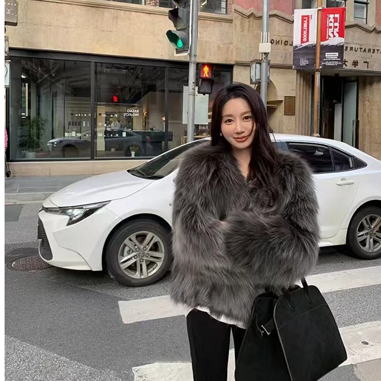 “缪斯女神”冬季轻熟风短女小香风宽松加厚韩版风衣毛毛33352