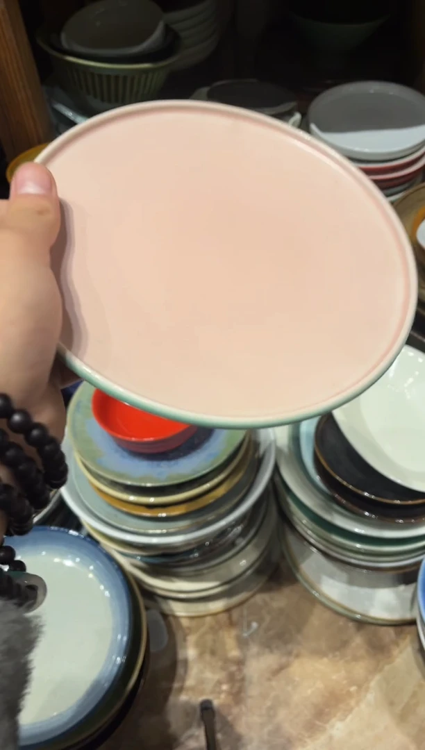 【闪购商品】瓷片260外绿内粉立口盘1个