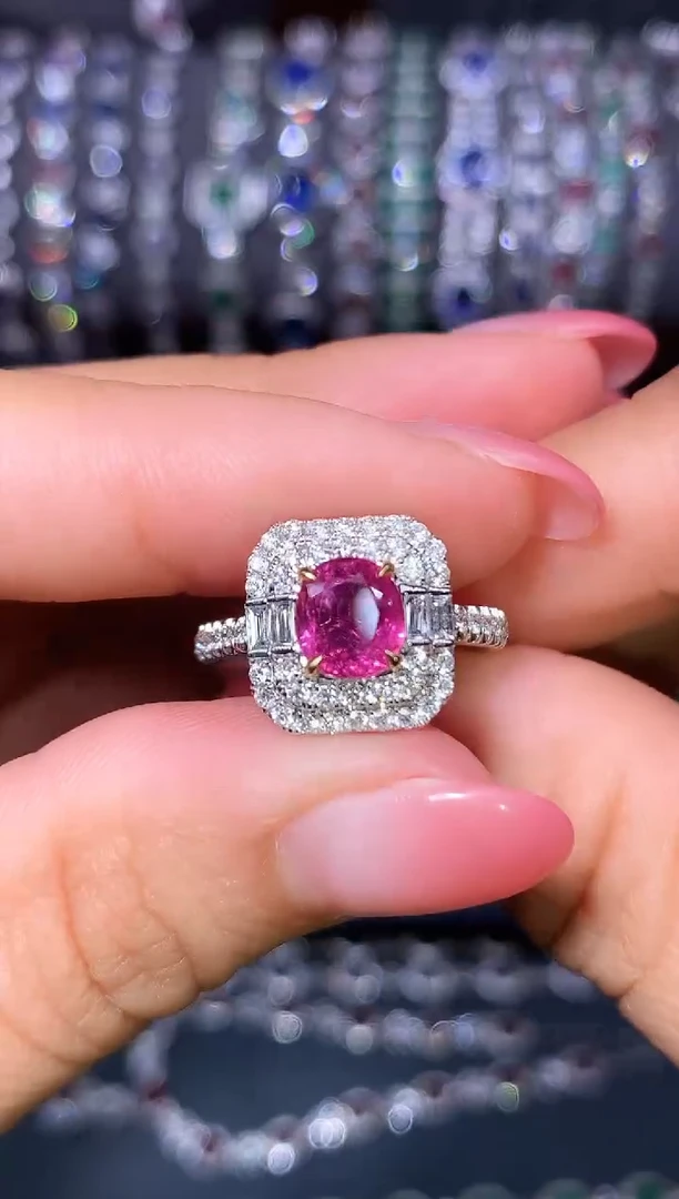 戒指彩色蓝宝石18K金镶嵌1.43ct/吉尔德/无烧