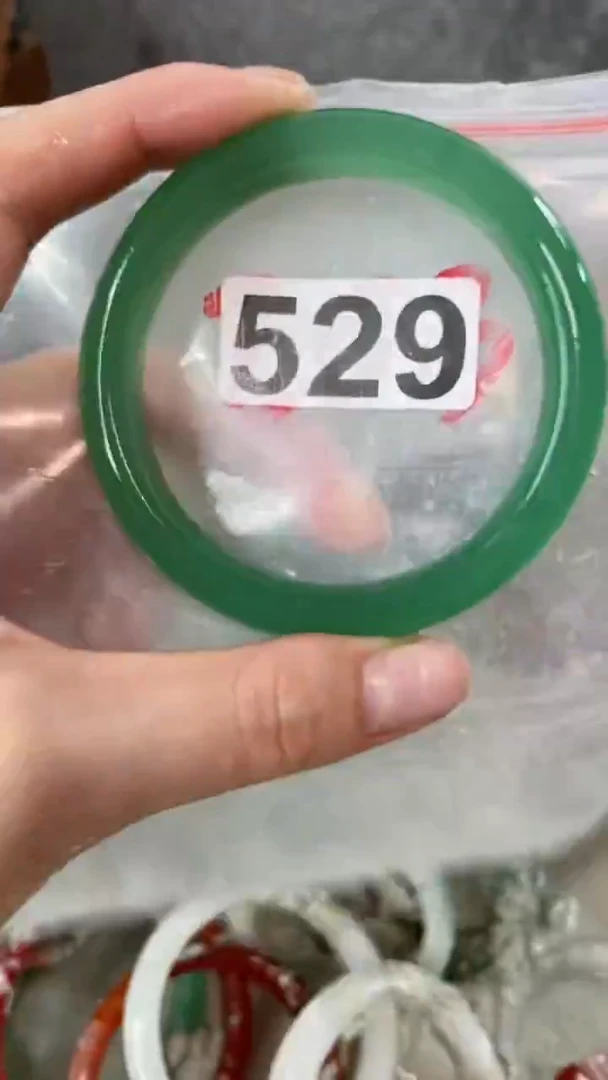 【闪购商品】石英质玉手镯未镶嵌5960+529