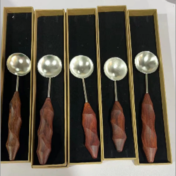 蜂鸟工坊 银器 木把茶勺（红色）YZXH0321